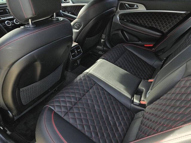2021 Genesis G70