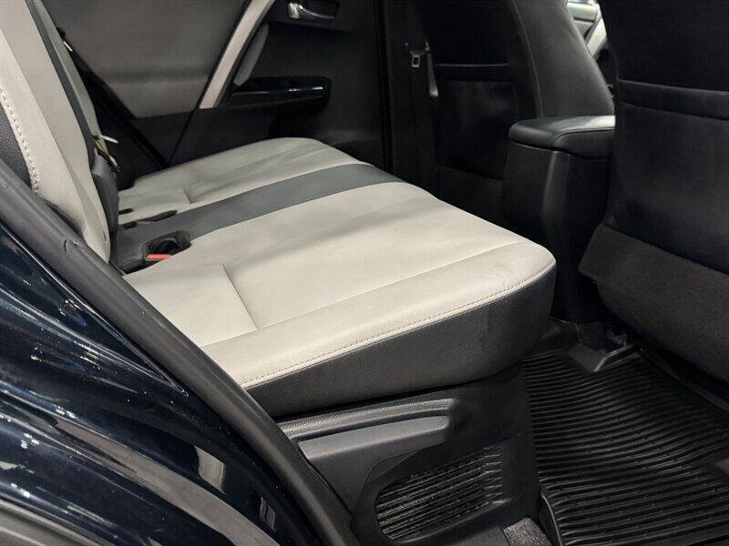 2017 Toyota RAV4 Hybrid Limited