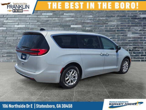 2024 Chrysler Pacifica Touring L