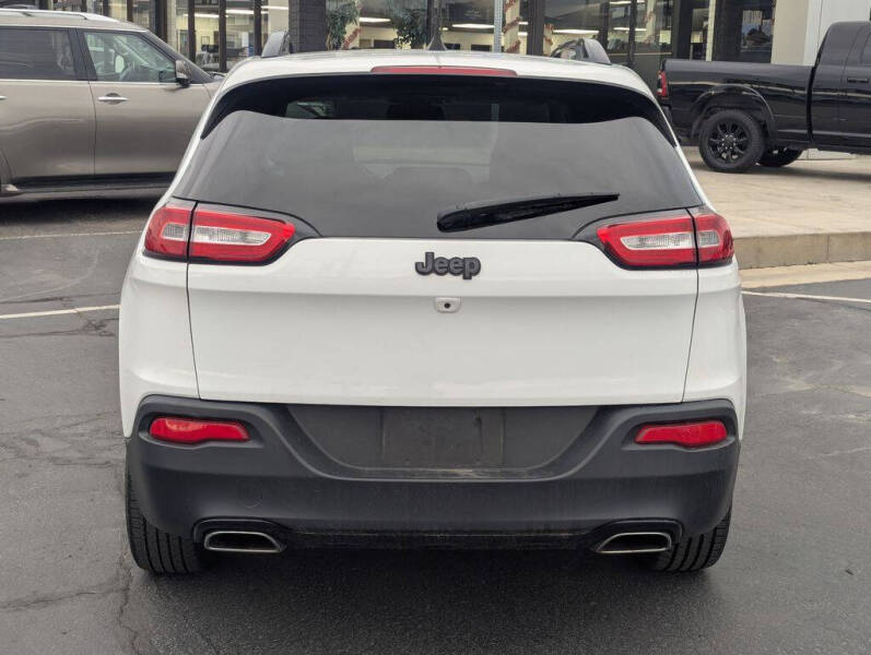 2016 Jeep Cherokee Latitude Altitude