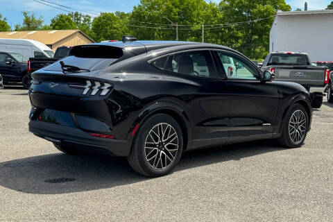 2025 Ford Mustang Mach-E Premium