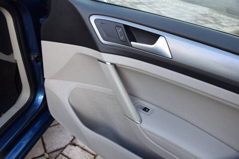 2015 Volkswagen Golf TDI SE