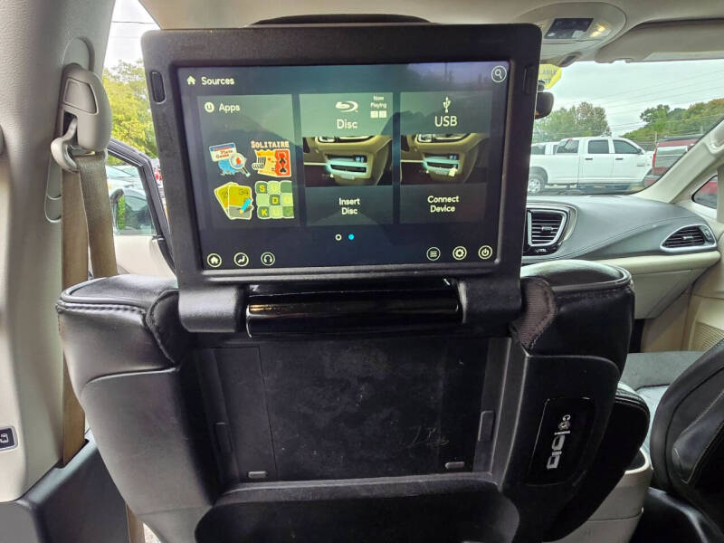 2017 Chrysler Pacifica Limited