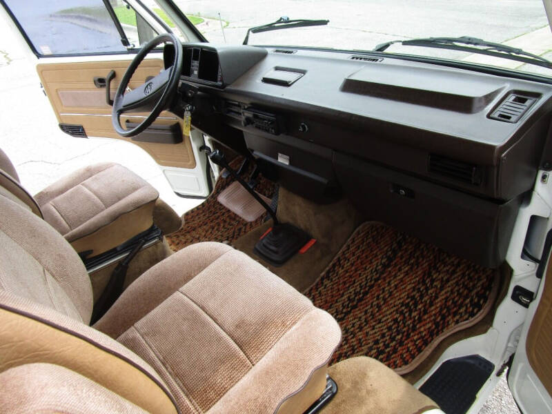 1985 Volkswagen Vanagon Camper