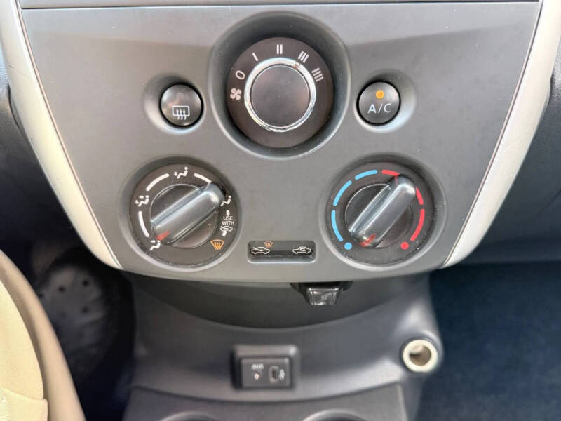 2019 Nissan Versa Note