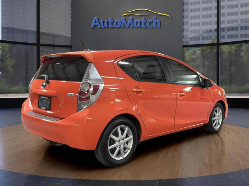 2013 Toyota Prius c Three