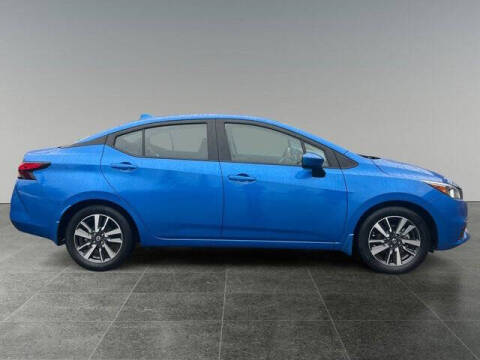2022 Nissan Versa SV