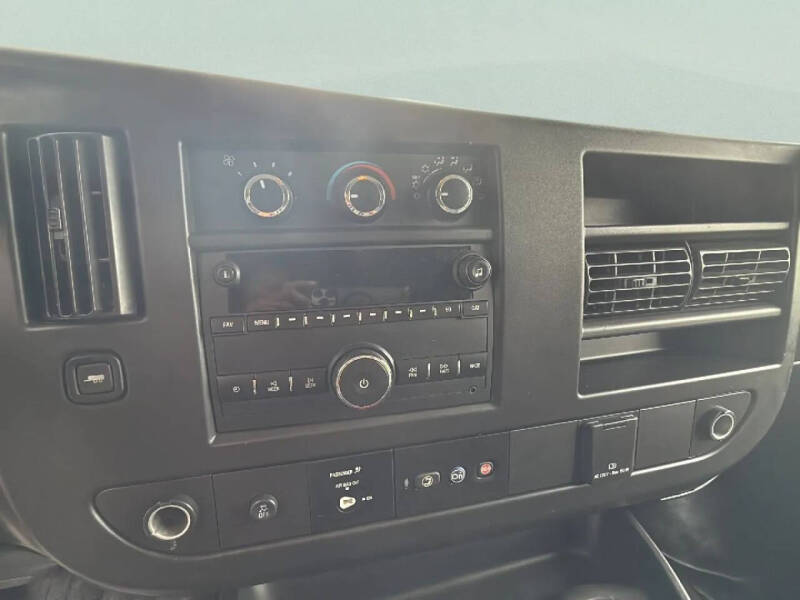 2021 GMC Savana 2500