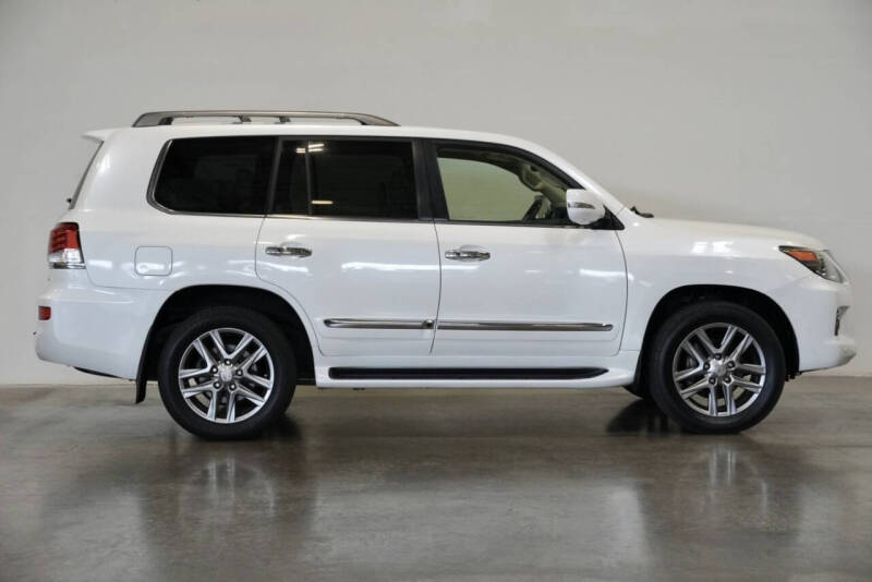 2013 Lexus LX 570
