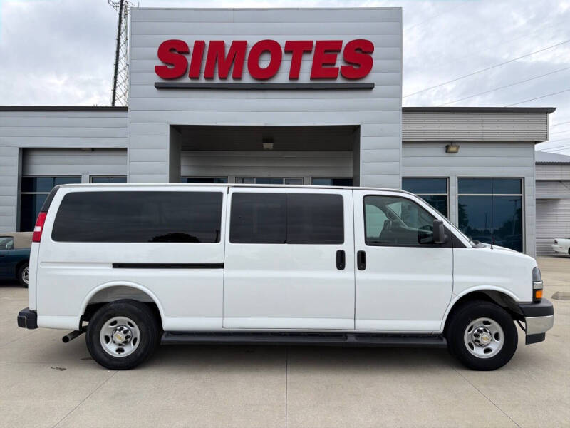 2025 Chevrolet Express LT 3500