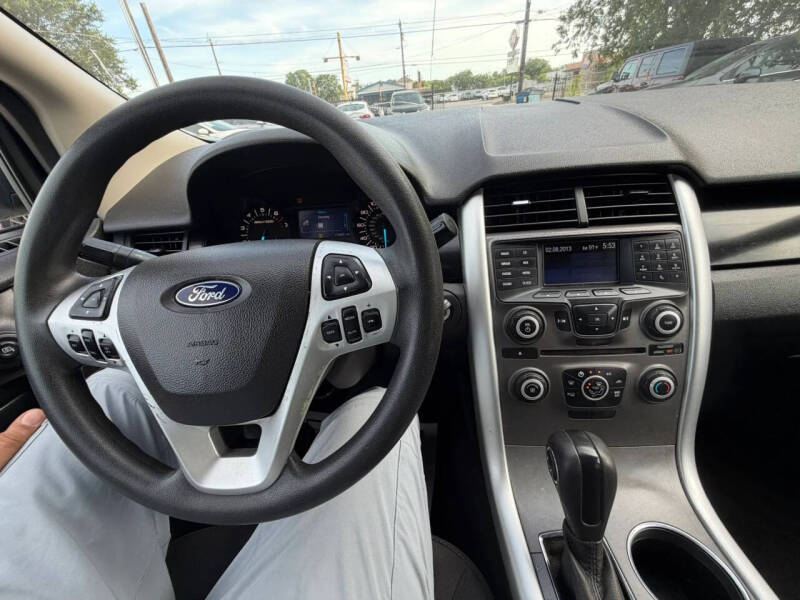2012 Ford Edge SE