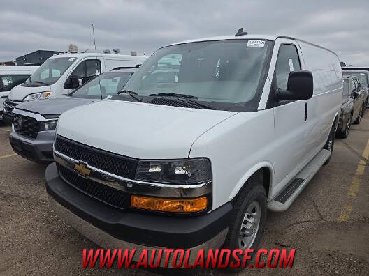 2025 Chevrolet Express 2500
