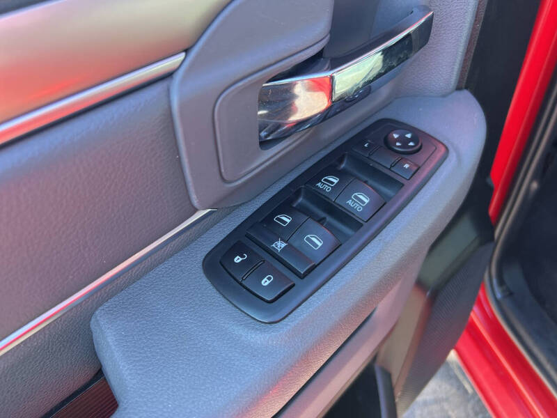 2020 RAM 1500 Classic SLT