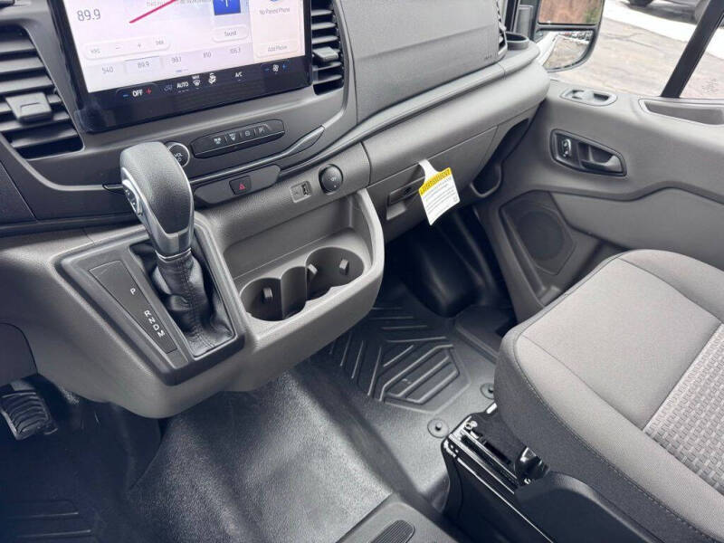 2026 Ford Transit 250