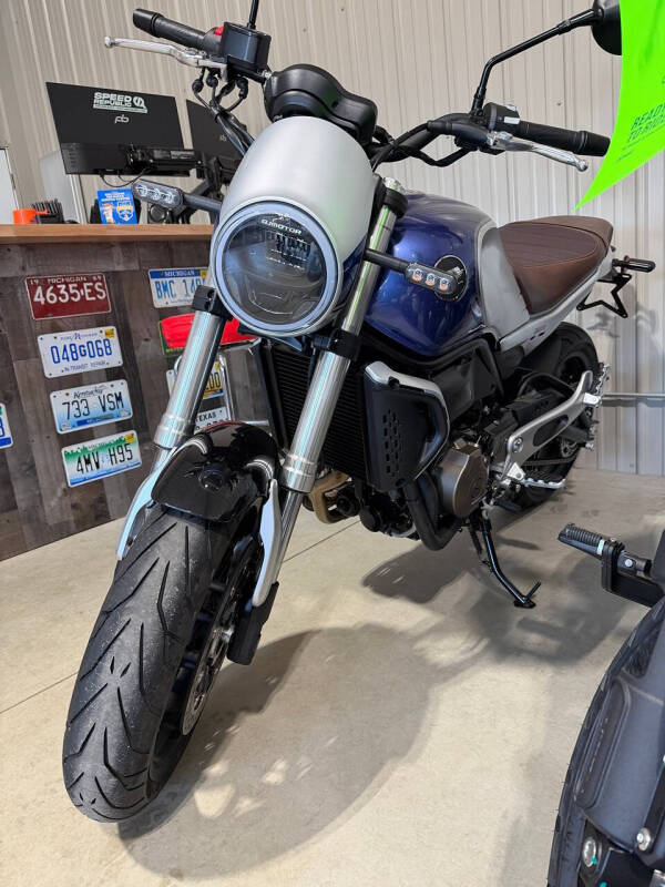 2023 QJMotor SRV550