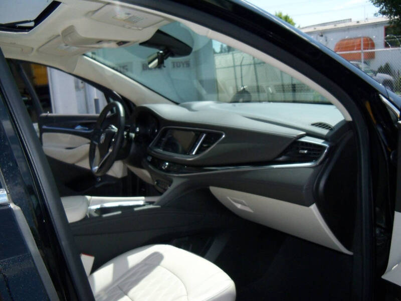 2024 Buick Enclave Avenir