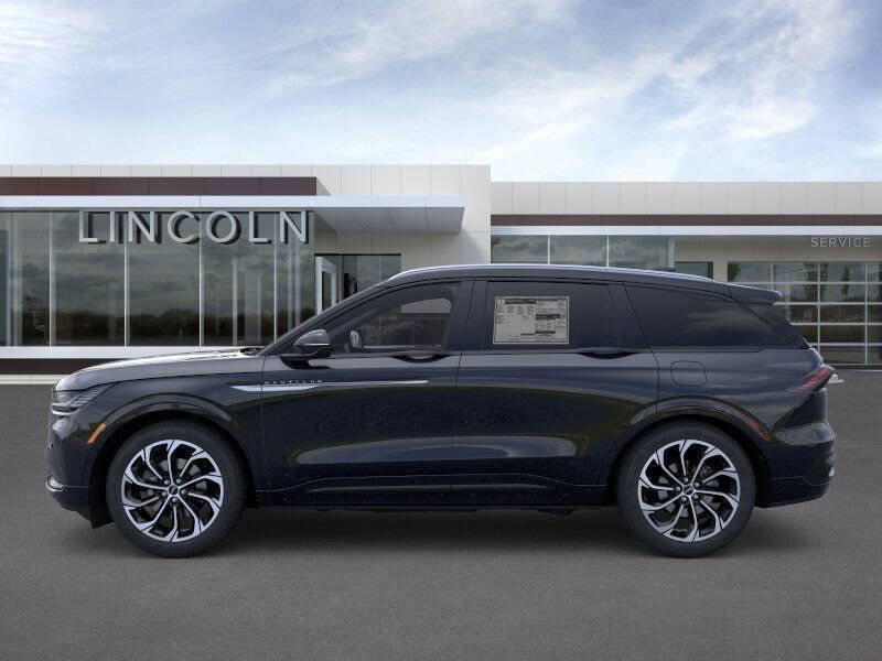 2025 Lincoln Nautilus Reserve