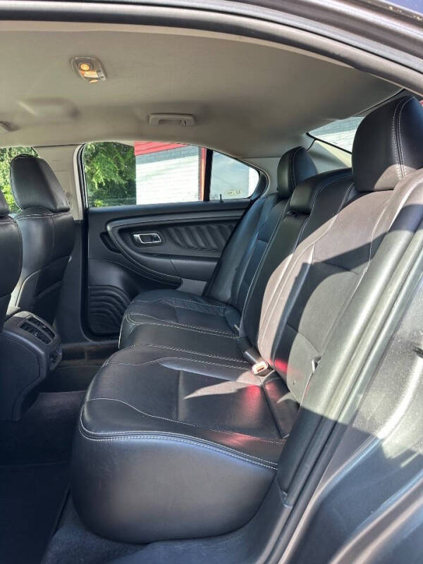 2012 Ford Taurus SEL