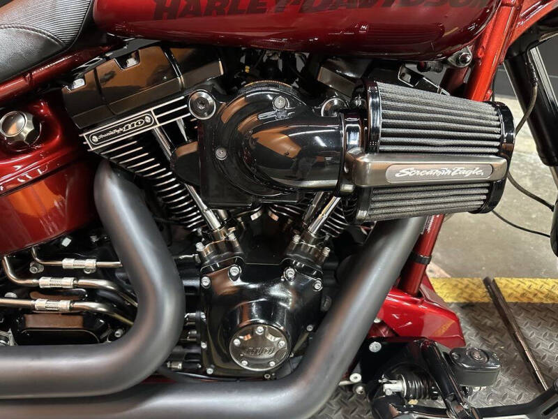 2017 Harley-Davidson FXSE - CVO™ Pro Street B