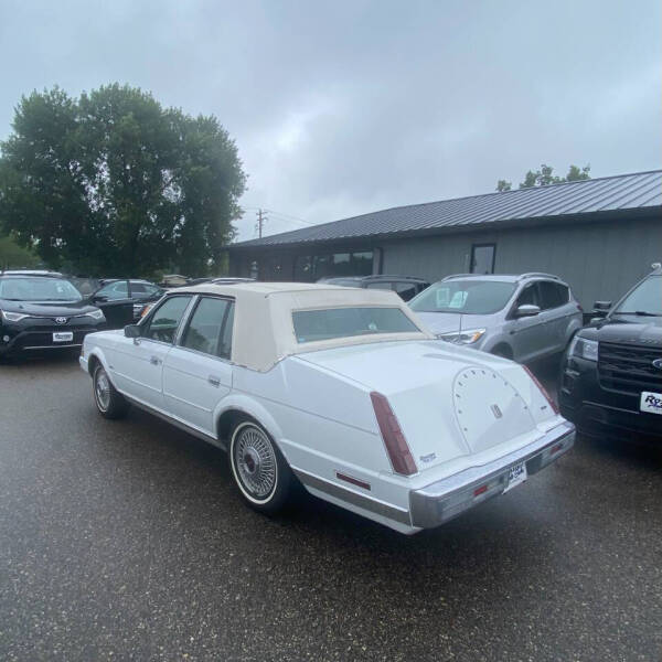 1987 Lincoln Continental