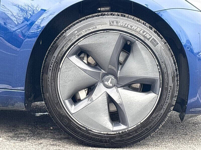 2019 Tesla Model 3 Standard Range Plus