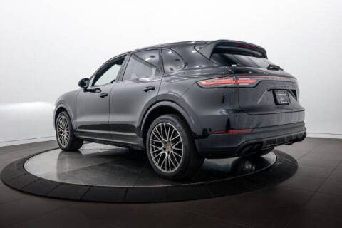 2022 Porsche Cayenne S Platinum Edition