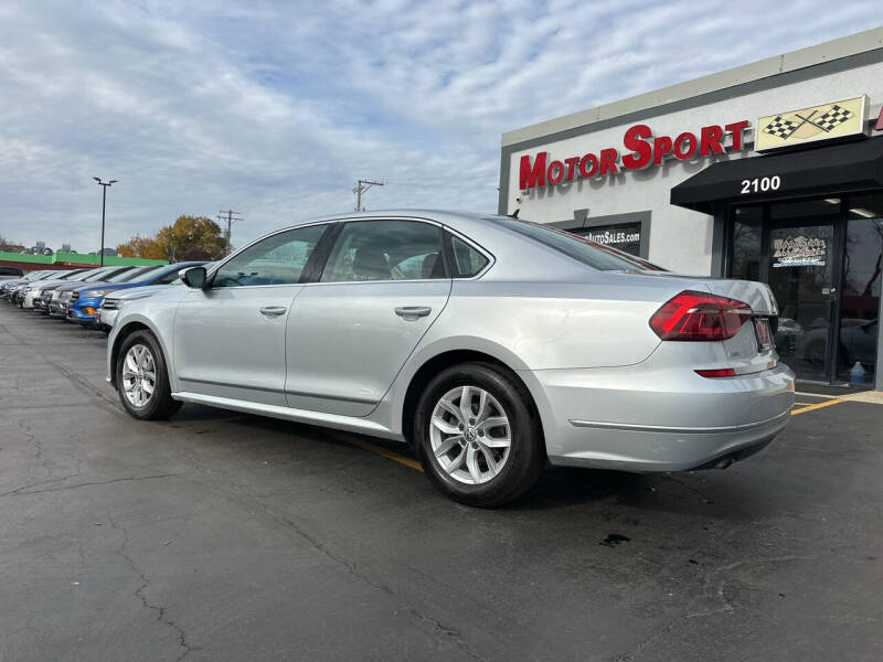 2017 Volkswagen Passat 1.8T S