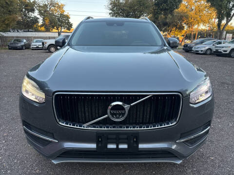 2017 Volvo XC90 T5 Momentum