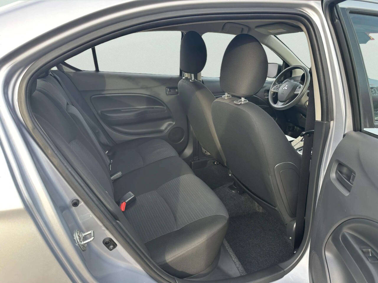 MitsubishiMirage G412