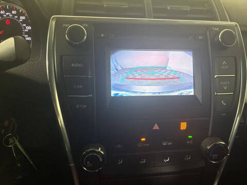 2017 Toyota Camry SE