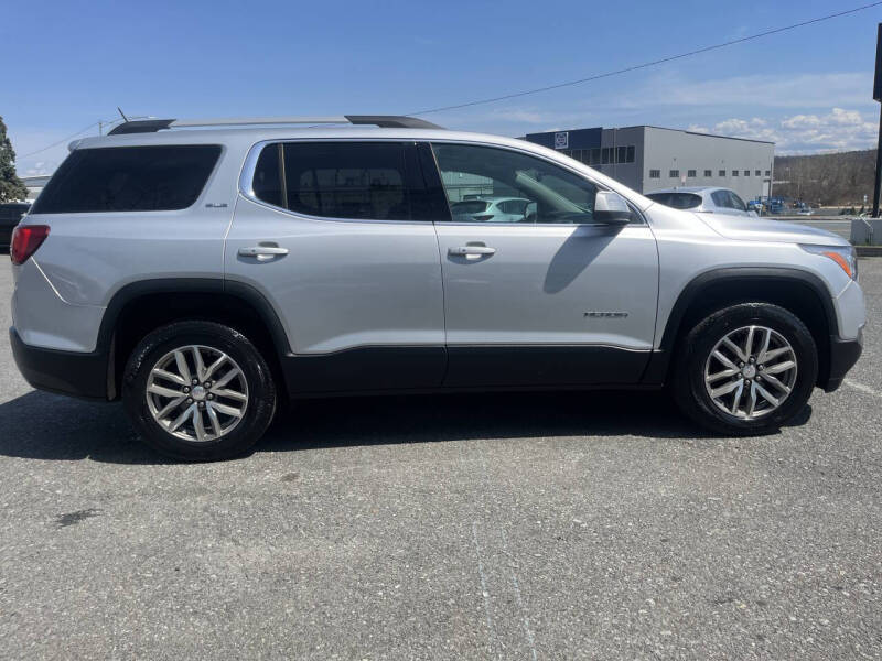 2018 GMC Acadia SLE-2