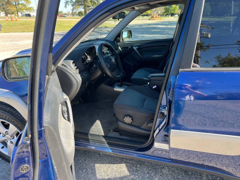 2004 Toyota RAV4