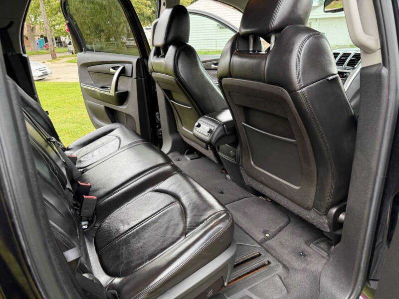 2011 GMC Acadia SLT-1