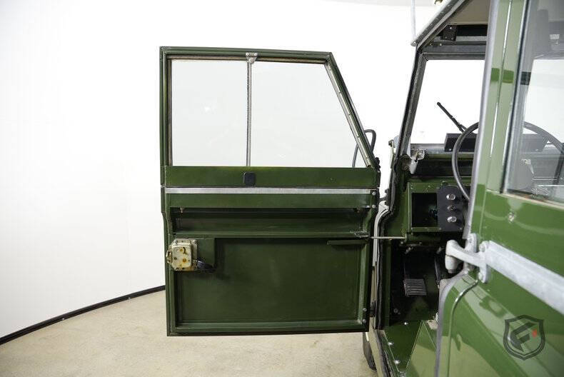 1961 Land Rover Series II 109