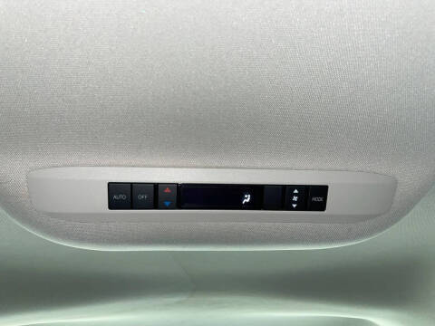 2023 Toyota Sienna LE 8-Passenger