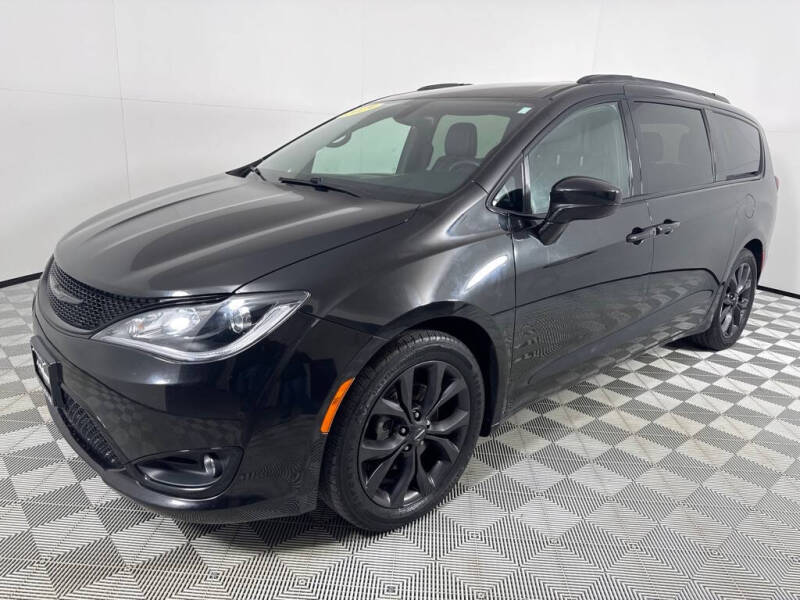 2019 Chrysler Pacifica Touring L Plus