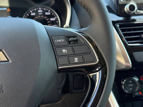 2026 Mitsubishi Eclipse Cross SE