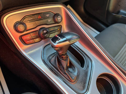 2020 Dodge Challenger SXT