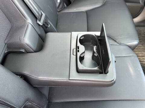 2023 Volvo XC90 B5 Core