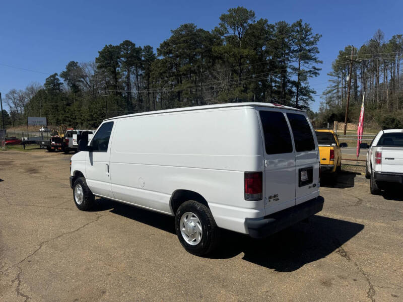 2011 Ford E-Series E-150
