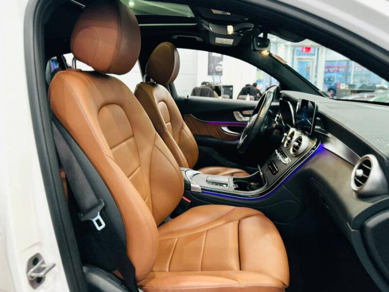 2023 Mercedes-Benz GLC GLC 300 4MATIC