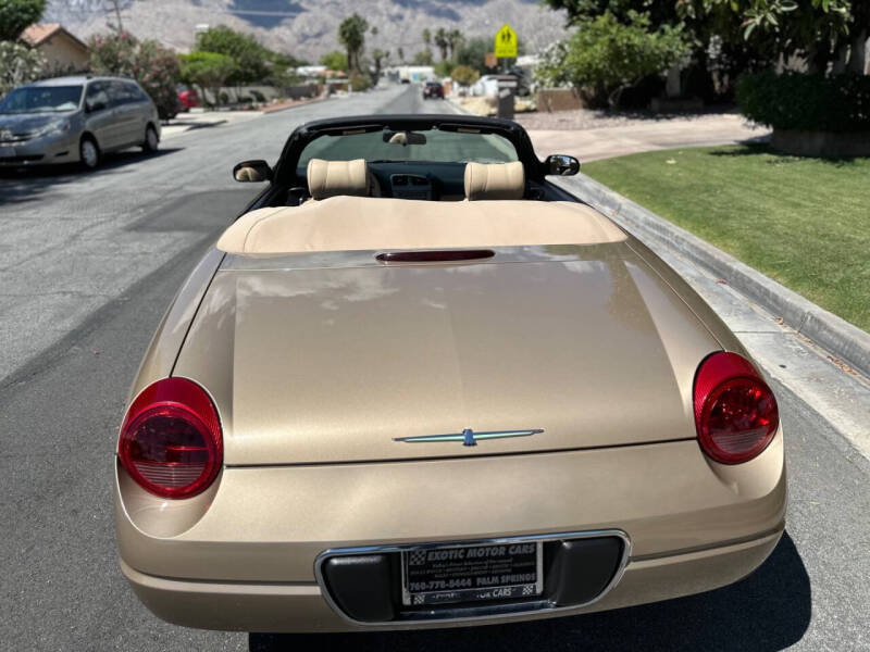 2005 Ford Thunderbird Deluxe
