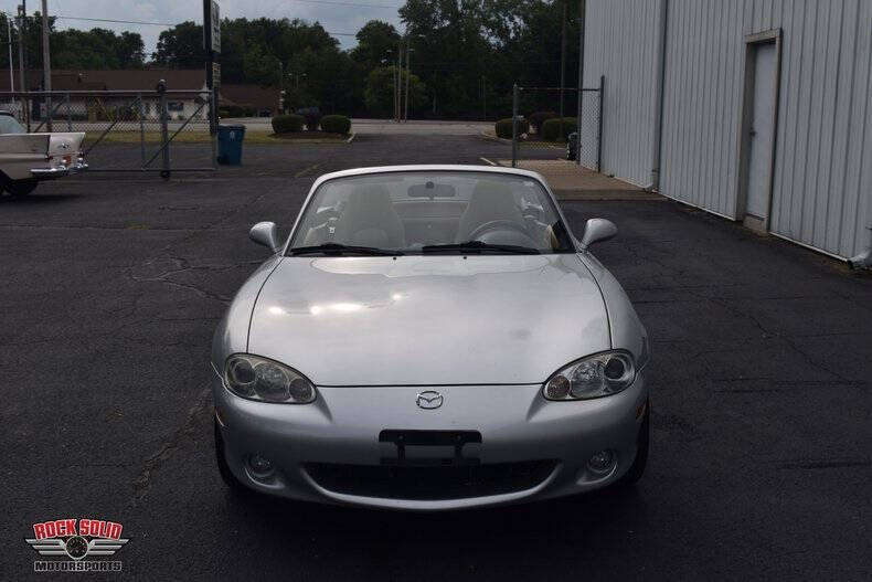 2002 Mazda MX-5 Miata
