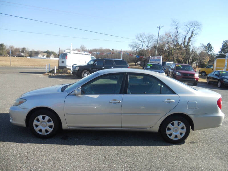 2003 Toyota Camry LE photo 7