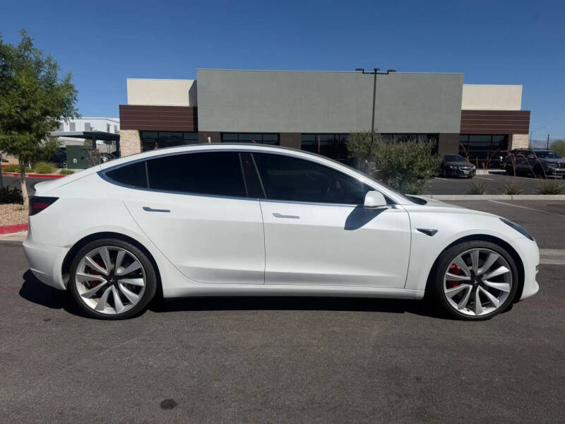 2019 Tesla Model 3 Performance