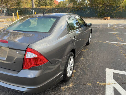 2012 Ford Fusion SE