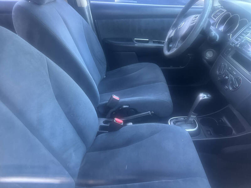 2008 Nissan Versa 1.8 S