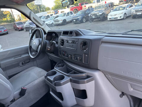 2013 Ford E-Series E-250