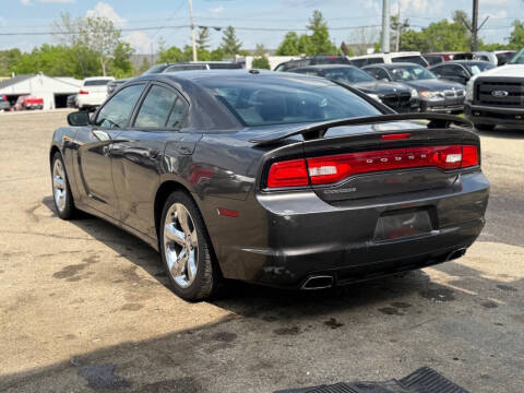 2013 Dodge Charger SXT