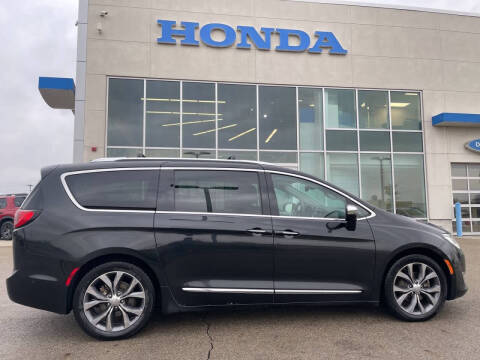 2017 Chrysler Pacifica Limited